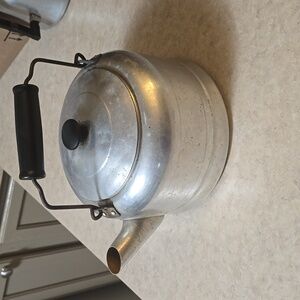 Vintage Comet Aluminum Tea Pot